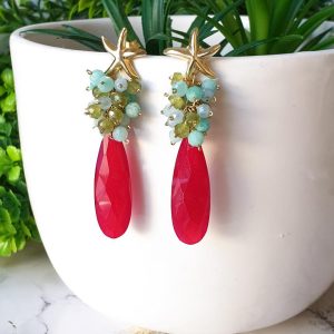 Colgante de calcedonia fucsia con amazonita, aguamarina y peridoto