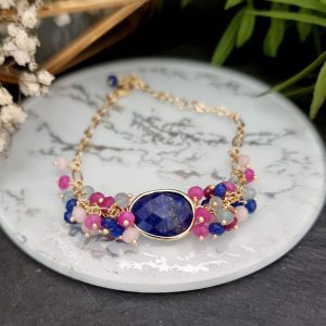 Pulsera de racimo con lapislázuli engarzada y racimo en jade rosa, fucsia y azul